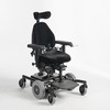 REAL 6100 PLUS barn  - eksempel fra produktgruppen elektriske rullestoler motorisert styring innebruk